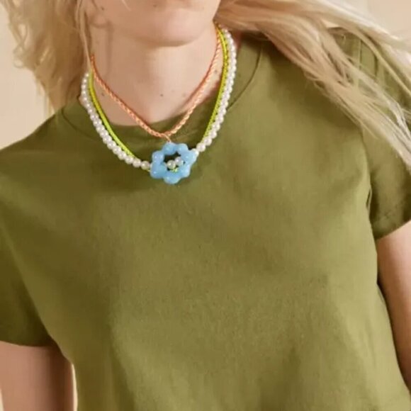 NWT Urban Outfitters Best Friend Easy Fit Green Tee - Picture 3 of 5